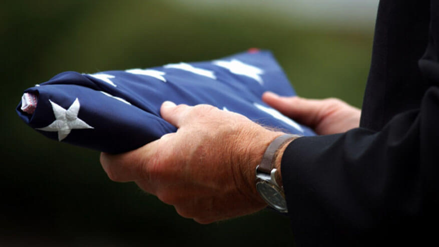 veteran burial flags